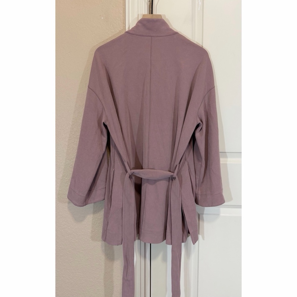 Lululemon Ribbed Softstreme Belted Wrap Twilight Rose Size 12 - Picture 9 of 15